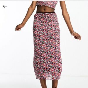 NWT Noisy May daisy print midi skirt - part of a set
